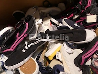 327 zomerschoenen, diverse kinderstrandjes - afbeelding 6 van  9