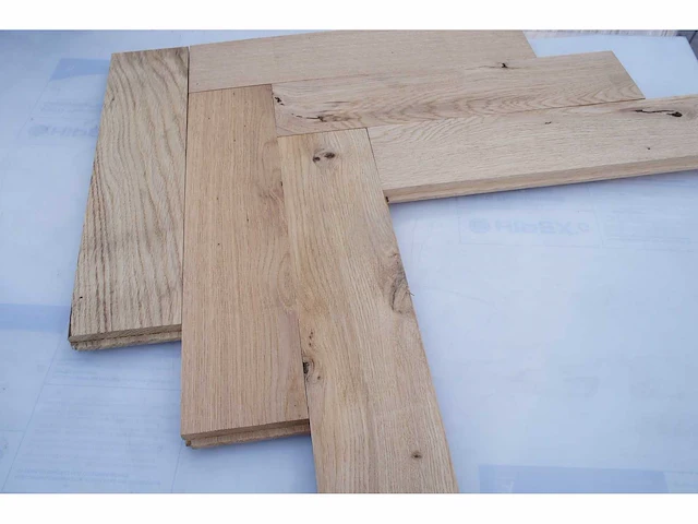 32.76 m² massief eiken visgraatparket 21mm - afbeelding 4 van  7