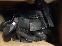 32x diverse schoenen - afbeelding 3 van  4