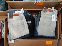 32x jeansbroeken
