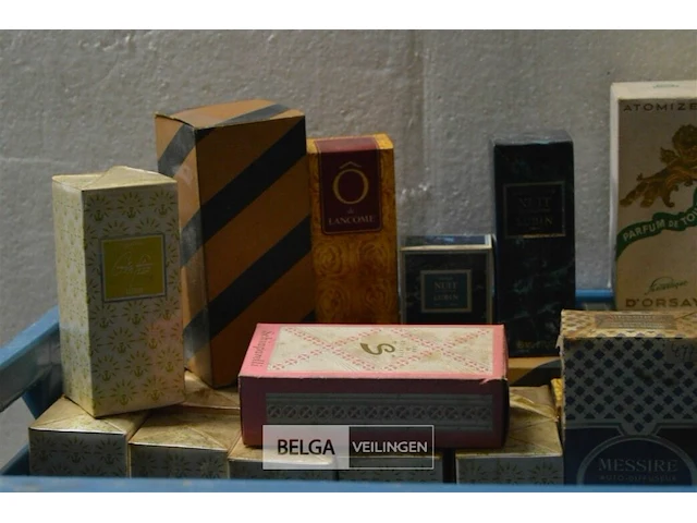 ± 33 div soorten klassieke parfums - afbeelding 2 van  6
