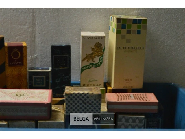 ± 33 div soorten klassieke parfums - afbeelding 3 van  6