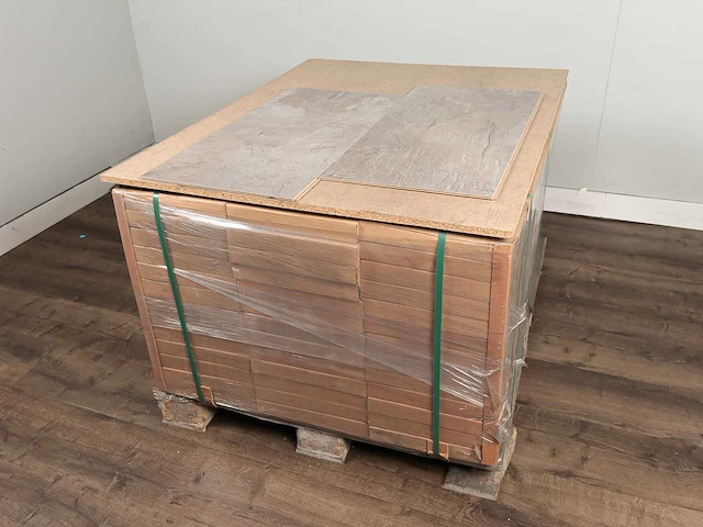 33 m2 laminaat tegel - 810 x 400 x 8 mm - afbeelding 4 van  4