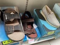 33 paar schoenen voor dames en heren - afbeelding 5 van  6