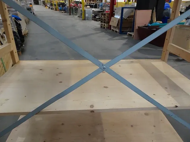 33 x houten rekken - afbeelding 3 van  4