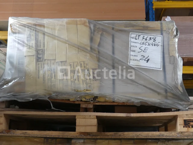 33,12 m² lea tegels - afbeelding 1 van  6