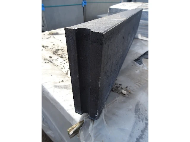 33x beton borduur - afbeelding 4 van  5