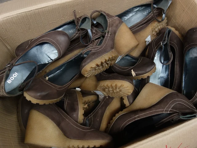 33x diverse schoenen - afbeelding 1 van  4