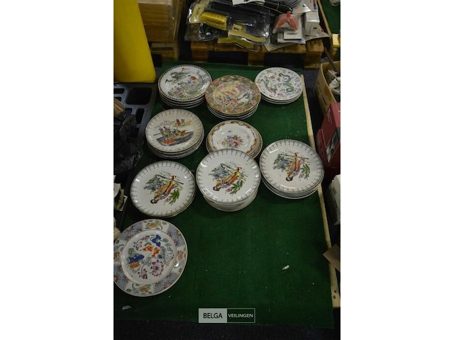 ±34 borden met chinees motief - afbeelding 1 van  5