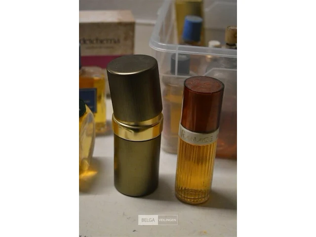 ±34 div soorten klassieke parfums - afbeelding 3 van  6