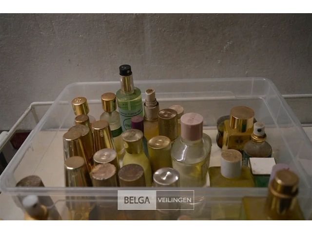 ±34 div soorten klassieke parfums - afbeelding 5 van  6