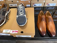 34 paar herenschoenen, diverse maten, modellen en merken - afbeelding 8 van  11