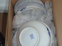 34 porseleinen borden wit en blauw gebloemd - afbeelding 2 van  8