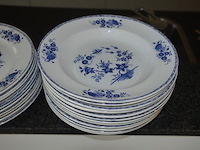 34 porseleinen borden wit en blauw gebloemd - afbeelding 6 van  8