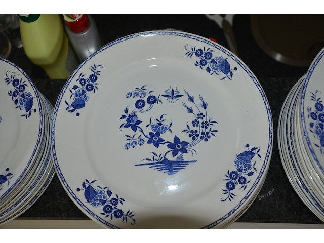 34 porseleinen borden wit en blauw gebloemd - afbeelding 7 van  8