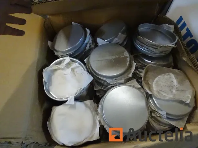 345 (+/-) nozzle covers - afbeelding 1 van  3