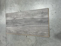 34,6 m2 laminaatvloer 10mm - afbeelding 1 van  3