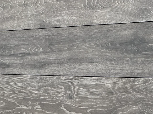 34,6 m2 laminaatvloer 10mm - afbeelding 2 van  3