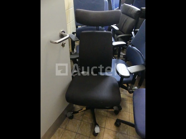 35 bureaustoelen - afbeelding 3 van  19