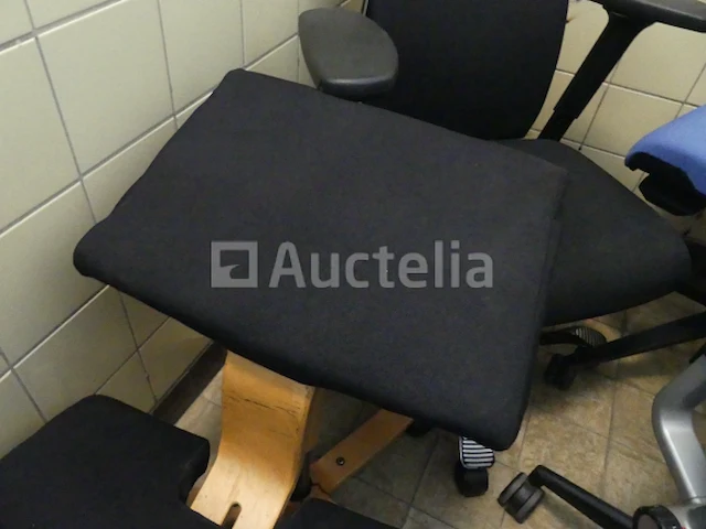 35 bureaustoelen - afbeelding 4 van  19