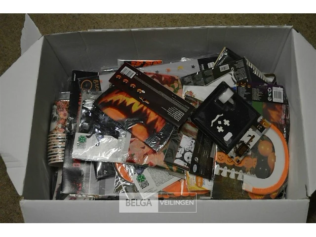 ±35 div halloween doeken en deco - afbeelding 1 van  7