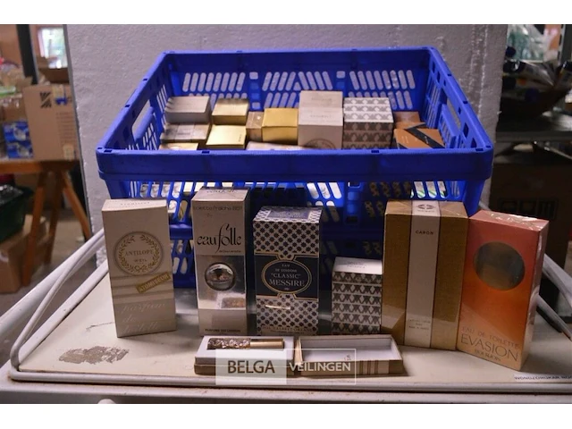 ±35 div soorten klassieke parfums - afbeelding 1 van  6