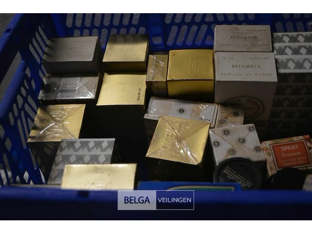 ±35 div soorten klassieke parfums - afbeelding 5 van  6