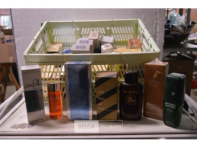 ±35 div soorten klassieke parfums - afbeelding 1 van  5