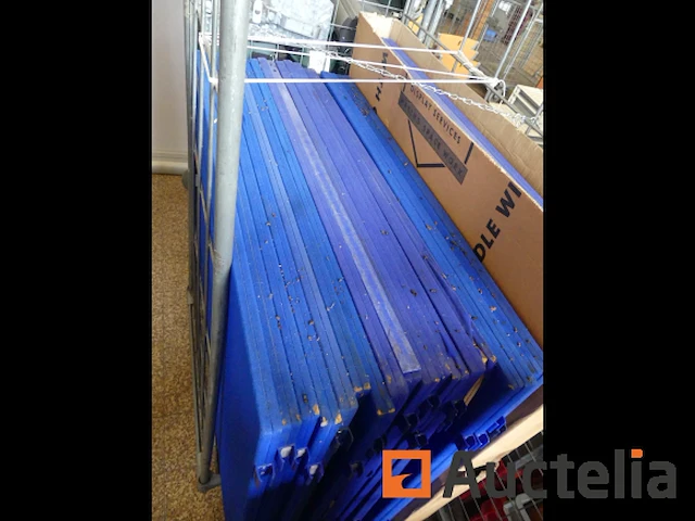 35 kamerschermen met trolleys - afbeelding 7 van  8