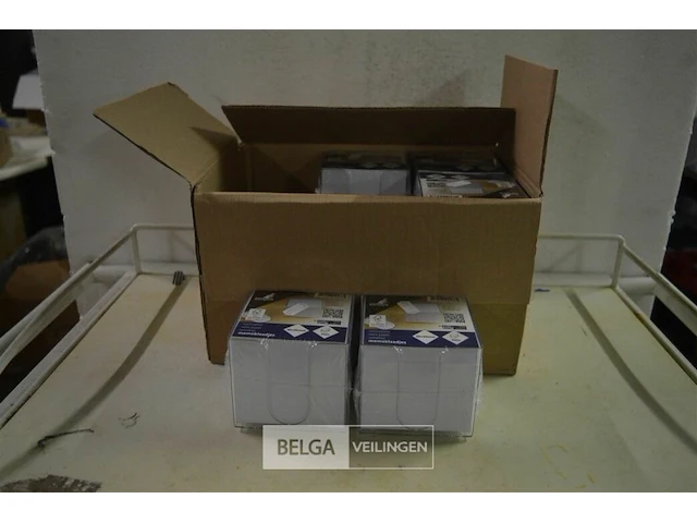 ±35 memokubus 9,5x9,5x9,5cm - afbeelding 1 van  2