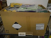 ±35 regenjasjes div maten - afbeelding 1 van  4