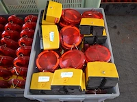 35 x rode signalisatie lampen nissen - afbeelding 3 van  4