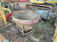 350 l betonkubel - afbeelding 1 van  3