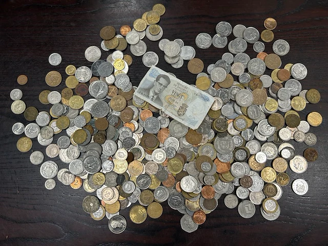 350 munten en 1 biljet - afbeelding 1 van  5