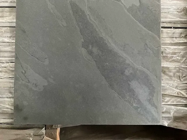 35m2 black slate mustang polished 60x30x1 - afbeelding 1 van  4