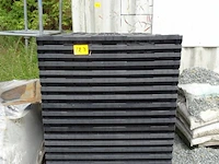 35x kunststof pallet - afbeelding 1 van  5