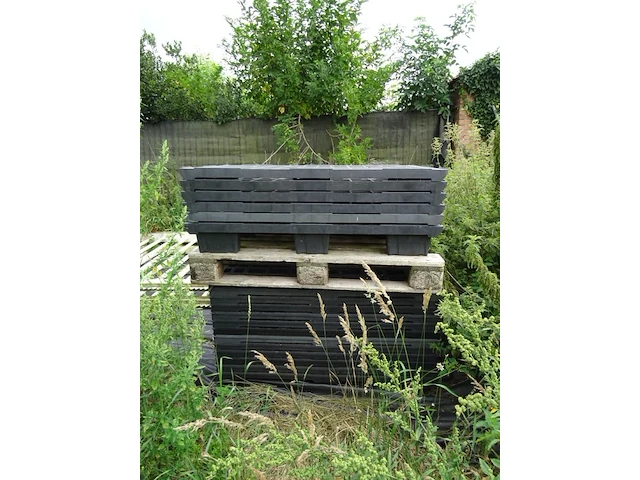 35x kunststof pallet - afbeelding 4 van  5