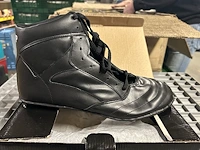 36 - indoor schoenen / boks zwart (13st) - afbeelding 1 van  1
