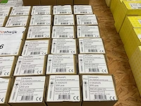 36 dozen spaanplaatschroeven ; deels inox - afbeelding 3 van  5