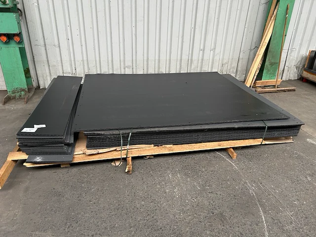 36 kunststofplaten - afbeelding 1 van  3
