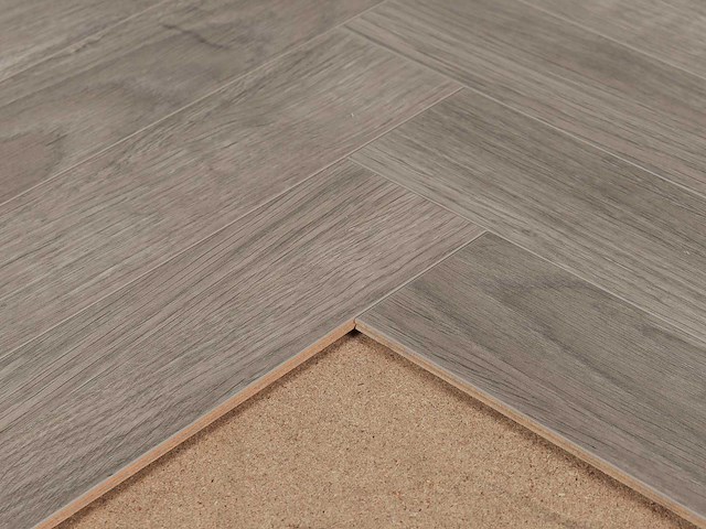 36 m2 laminaat visgraat - 504 x 84 x 8 mm - afbeelding 2 van  4