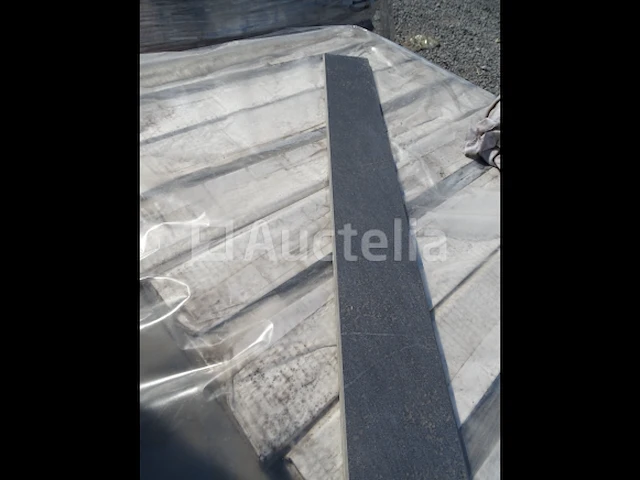36 stuks plinten (4 dozen) - afbeelding 3 van  5