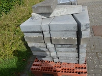 37 betonnen hoek borduren (zonder pvc pallet) - afbeelding 4 van  4