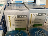37 doosjes schroeven - afbeelding 7 van  8