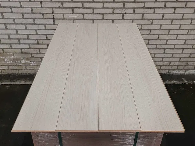 37 m2 alba laminaat - 1290 x 190 x 8 mm - afbeelding 2 van  4