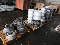 37 sets van verschillende aluminium en stalen velgen - afbeelding 9 van  10