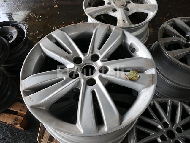 37 sets van verschillende aluminium en stalen velgen - afbeelding 10 van  10