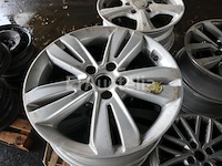 37 sets van verschillende aluminium en stalen velgen - afbeelding 10 van  10