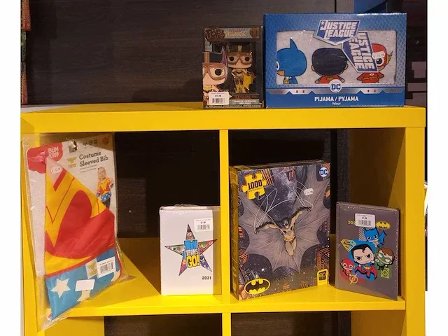 37 stuks diversen merk: dc, funko, lougefly - afbeelding 3 van  4