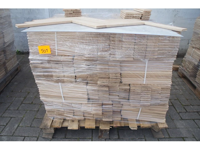 37,80 m² massief eiken visgraatparket 16mm - afbeelding 1 van  13